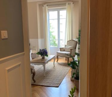 Mantega Apartment | Cocon chic au cœur de la ville