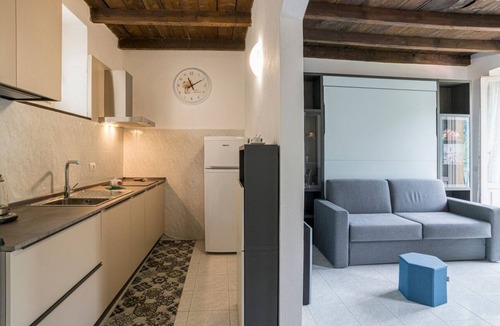 Nesso Apartment | Comfortable 30 sqm studio flat, accommodating up to 3 people, located on the first floor of a building without an elevator.The property is located in the charming village of Nesso, one of the most charming and authentic spots on Lake Como. The location i
