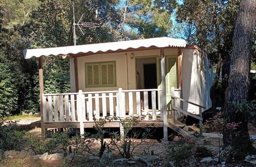 Aubagne House | Comfortable bungalow in a 3-star family campsite