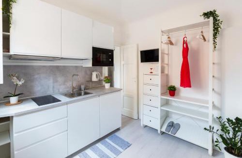 Guastalla Apartment | Commenda White Studio