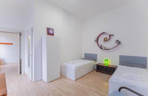 Busto Arsizio Apartment | Corte Calatafimi Milano e Malpensa self-check-in