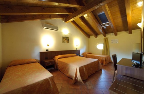 Colombaro Hotel | Corte degli Estensi