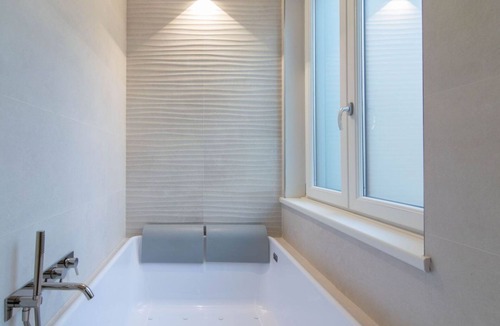 Pavia Apartment | Cosy apartment for 2 guests with WIFI, A/C, TV and panoramic view