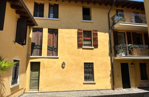 Monte Apartment | Cosy renovated flat in the center
