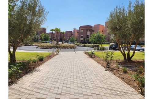 Mouassine Condo | Cozy & Chic 2-Bedroom Pool-View Apartment at Prestigia Saphir