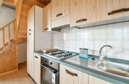 Garbarini House | Cozy home in Tribogna with WiFi