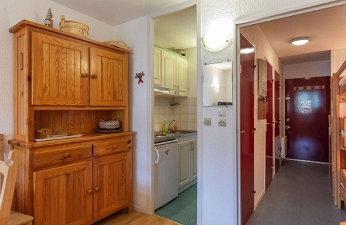 La Mongie Apartment | Cozy Studio for 5 with South-Facing Balcony in La Mongie