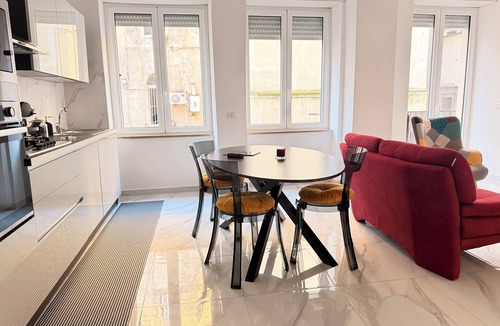 Naples City Centre Apartment | Cuore di Napoli Centro ¡A 5 Minutos de Estación Garibaldi