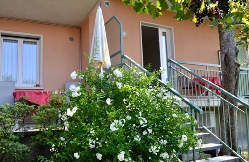 Malcesine Apartment | Da Costanza Montagna Primo Piano 5 with Mountain View, Pool, Wi-Fi, A/C & Garden; Pet-Friendly