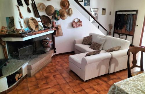 Quartu Sant'Elena House | Daddos
