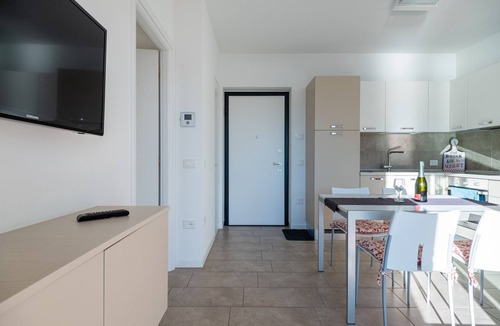 Parzanica Apartment | Dali' - Two Bedroom Apartment, Sleeps 4
