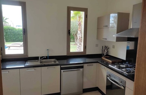 Annakhil Villa | Detached 4-front villa with swimming pool