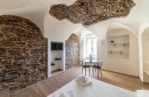 Perinaldo Apartment | Dimora del carruggio - nel cuore di Perinaldo