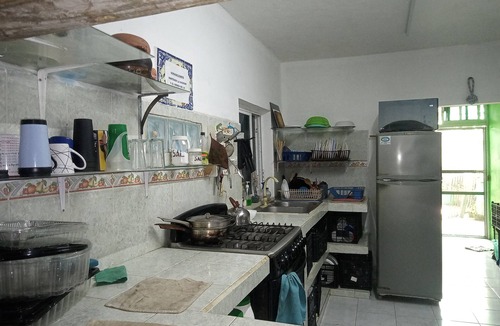 Colonia Independencia Cabin | Divers Hostel Cozumel