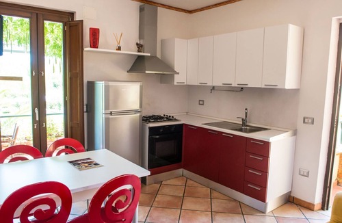 Palinuro Apartment | Drei-Zimmer-Wohnung für 4 Personen by Interhome
