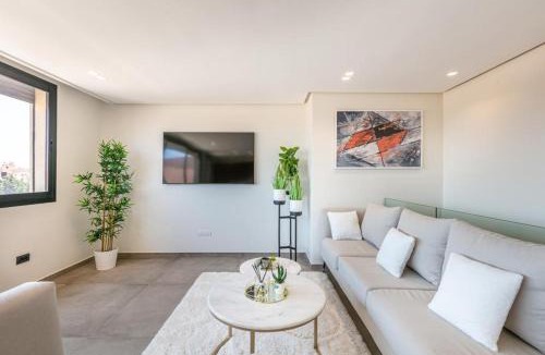 Camp El Ghoul Apartment | Duplex de Luxe Victor Hugo Gueliz