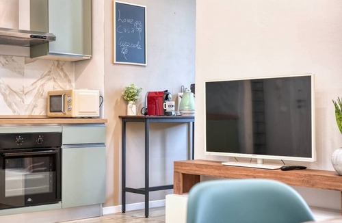 Como Apartment | Enjoyable condo with AC close by to the shore.FREE-Parking/Fast internet,Laundry