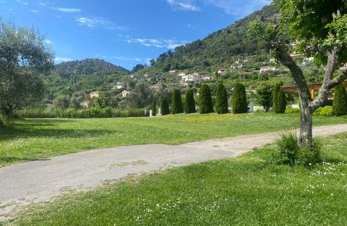 Chateauneuf-Villevieille House | Exceptionnelle Villa Le Club