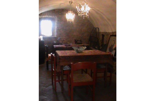 Mulazzo Bed & Breakfast | Farmhouse Il Montale - YELLOW ROOM