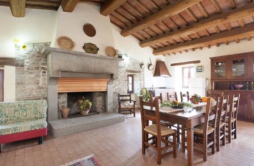 Apecchio House | Farmhouse in Apecchio with Pool & Spa