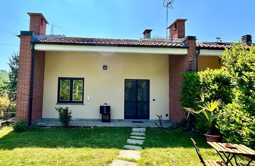 Saluzzo Apartment | Feel B&B and more