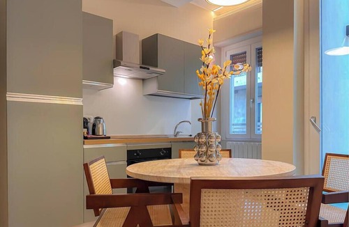 Centro Direzionale Apartment | Flatsharing Design Suite - Ambra