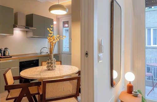 Centro Direzionale Apartment | Flatsharing Design Suite - Ambra