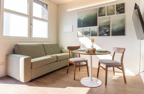 Lissone Apartment | Flower Residence - Appartamento Hibiscus