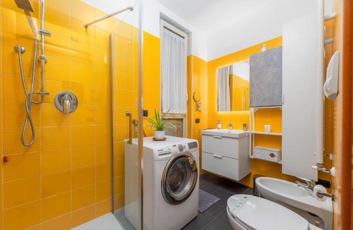Segnano Apartment | Free Private Parking - 5min to Metro - Balcony - Quiet