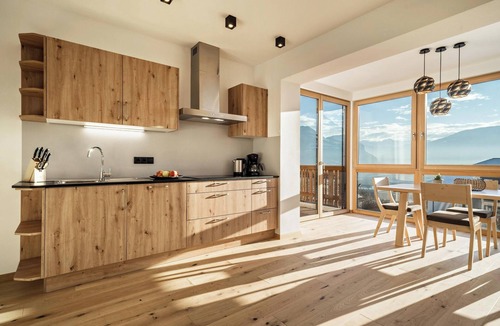 Andriano Apartment | Friendly Apartment "Eiche im Nockerhof" with Mountain View, Wi-Fi & Terrace