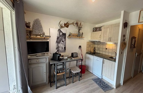 Le Sauze Apartment | Functional studio, mountain view - 4 guests