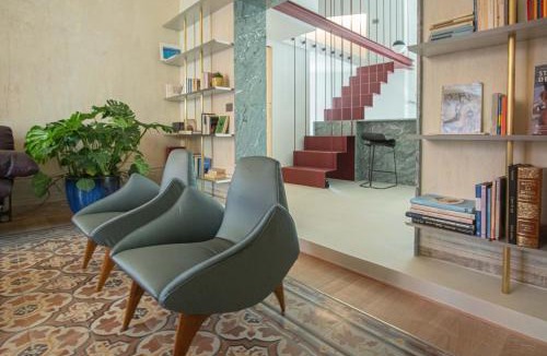 Borgo Vecchio Apartment | Gilded Age Luxury dream apartment historic center
