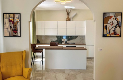 Dongo Apartment | Giulia elegant vacation apartment directly on Lake Como