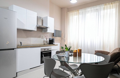 Monza Apartment | Giulini 5 - Two Bedroom Apartment, Sleeps 7