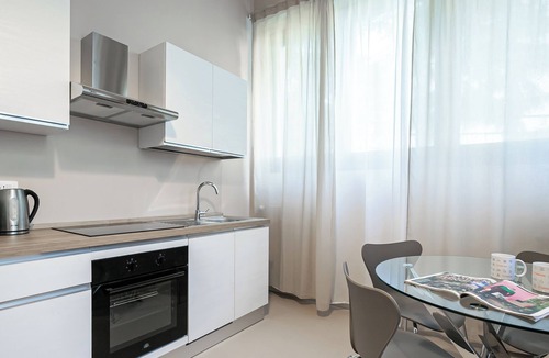 Monza Apartment | Giulini 5 - Two Bedroom Apartment, Sleeps 7