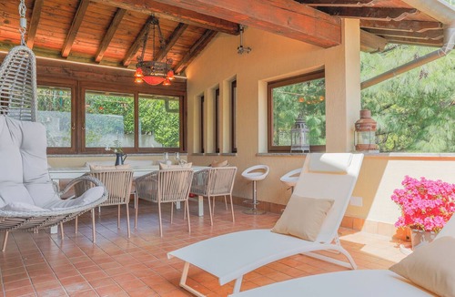 Menaggio Apartment | Golden View