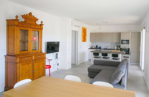 Ghisolfa Apartment | GOVONE, 78 · Ampio e luminoso appartamento con terrazza