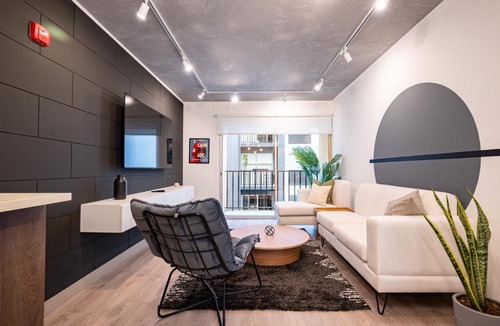 Leuro Apartment | Grimaldo del Solar Suites by Geko