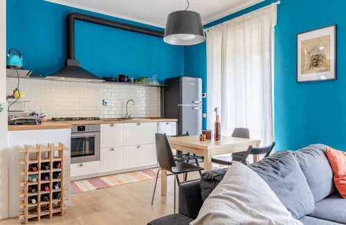 Perugia Apartment | GuestHost - Colorful apartment with balcony, able to comfortably accommodate 4 people thanks to two double bedrooms and all the comforts for a pleasant stay. The accommodation boasts two panoramic views of the Umbrian hills and is located in a quiet resi