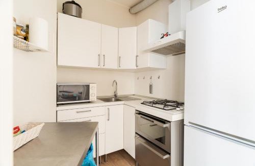 Porta Garibaldi Apartment | GuestHost - Cozy Balcony Flat X2 Porta Garibaldi