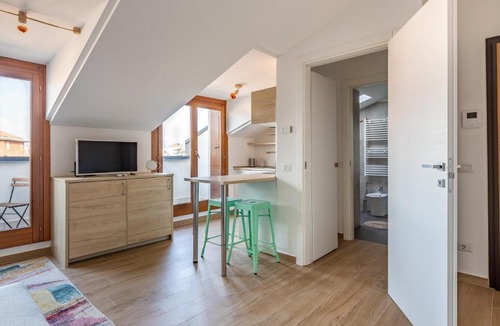 Bruzzano Apartment | GuestHost - Cozy Studio With Parking 5 min walk from the bus stop