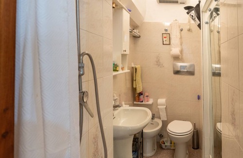 Castel Vittorio Apartment | GuestHost - Discovering Liguria! Castelvittorio Holiday Apt x4