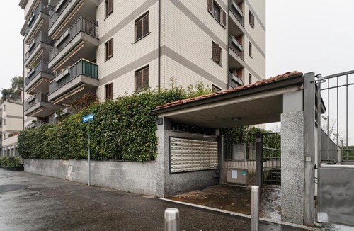 Bruzzano Apartment | GuestHost - Spacious Apartment 600 mt to Metro M3 Comasina