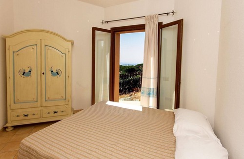 Costa Paradiso House | Holiday house Costa Paradiso for 2 - 6 persons with 2 bedrooms - Row house