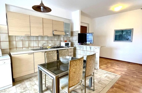 Sant'Alessio Siculo House | Holiday Home "La Grotta 2" with Mountain View, Private Terrace and Wi-Fi