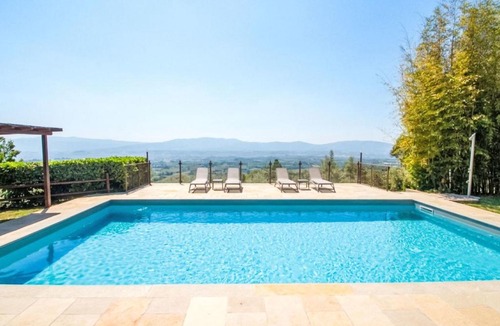 Fano House | Holiday Home Appartamento Piccolo by Interhome