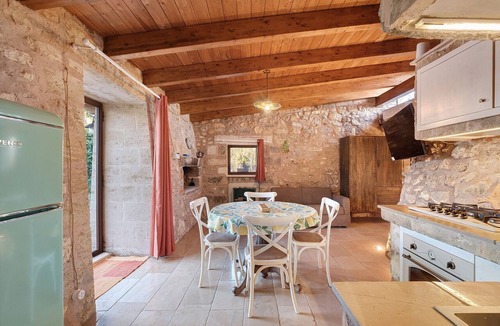 Province of Lecce House | Holiday Home 'Trullo Pinuccio' with Private Pool, Wi-Fi and Air Conditioning