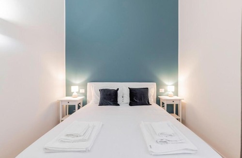 Zona Zara Apartment | Homeby, Casa Isella