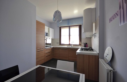 Vercelli Apartment | Homerez - Flat in Vercelli with balcony.