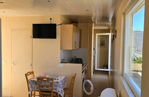 Saint-Lambert Apartment | Homerez - Studio - Marseille.